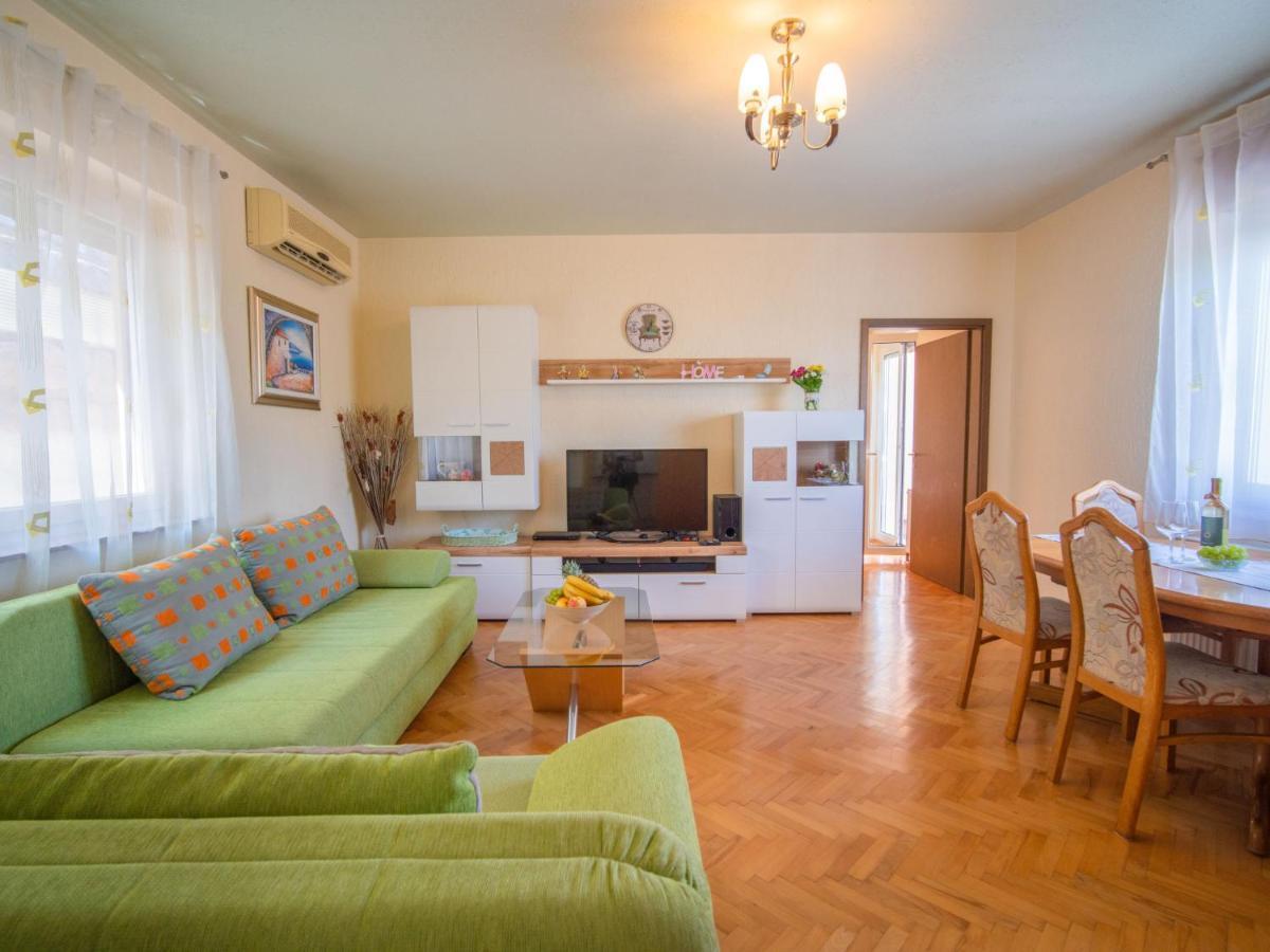לובראן Holiday Home Nikolina By Interhome מראה חיצוני תמונה
