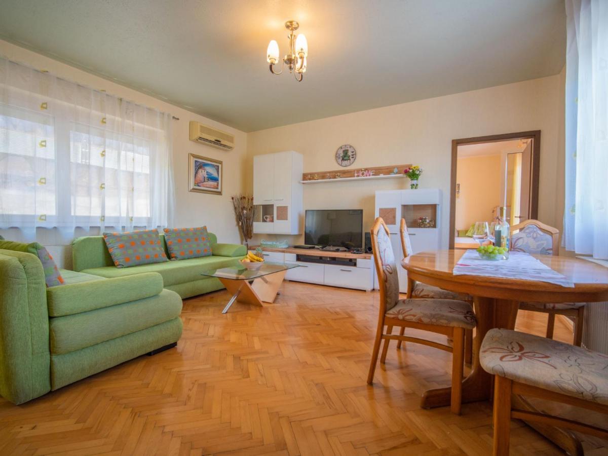 לובראן Holiday Home Nikolina By Interhome מראה חיצוני תמונה